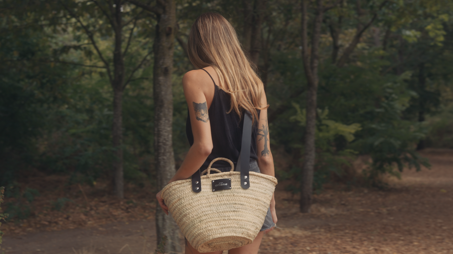 Everyday Basket - Size S - Wide black handles
