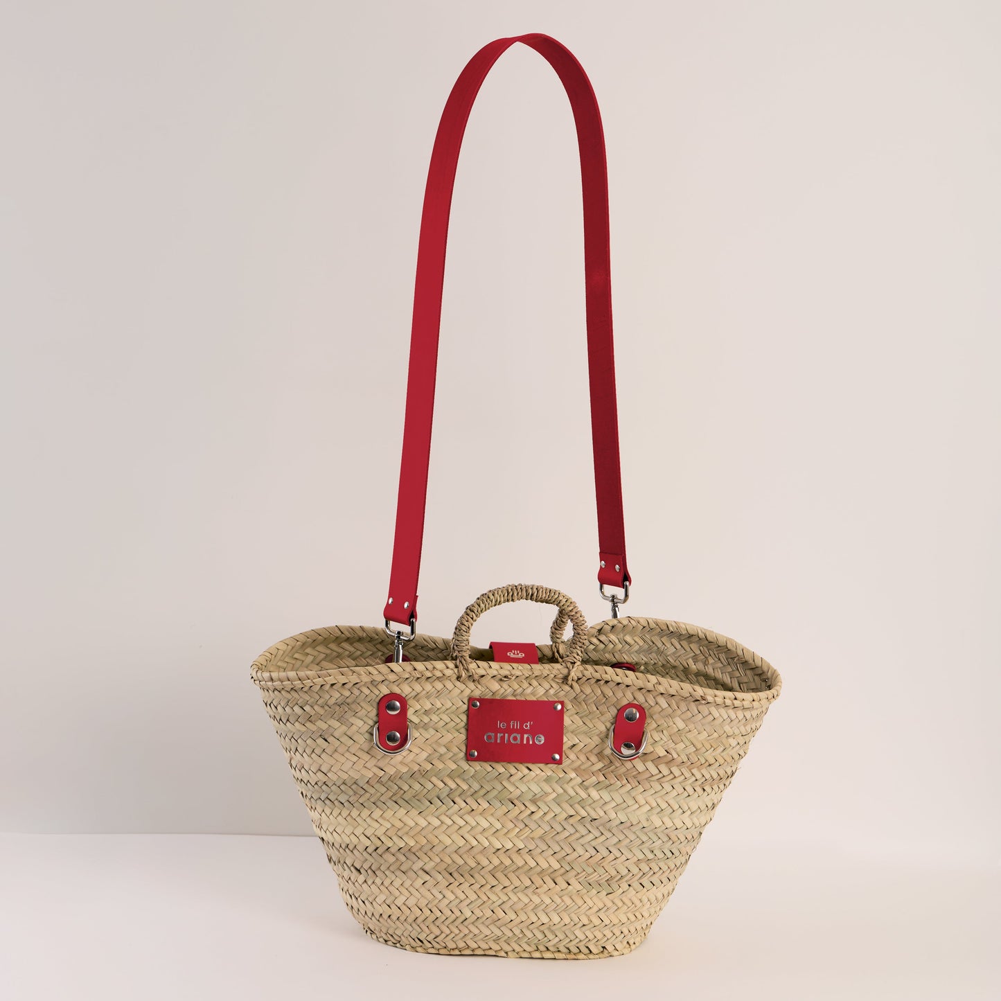 The City Dweller - Size M - Red Handles