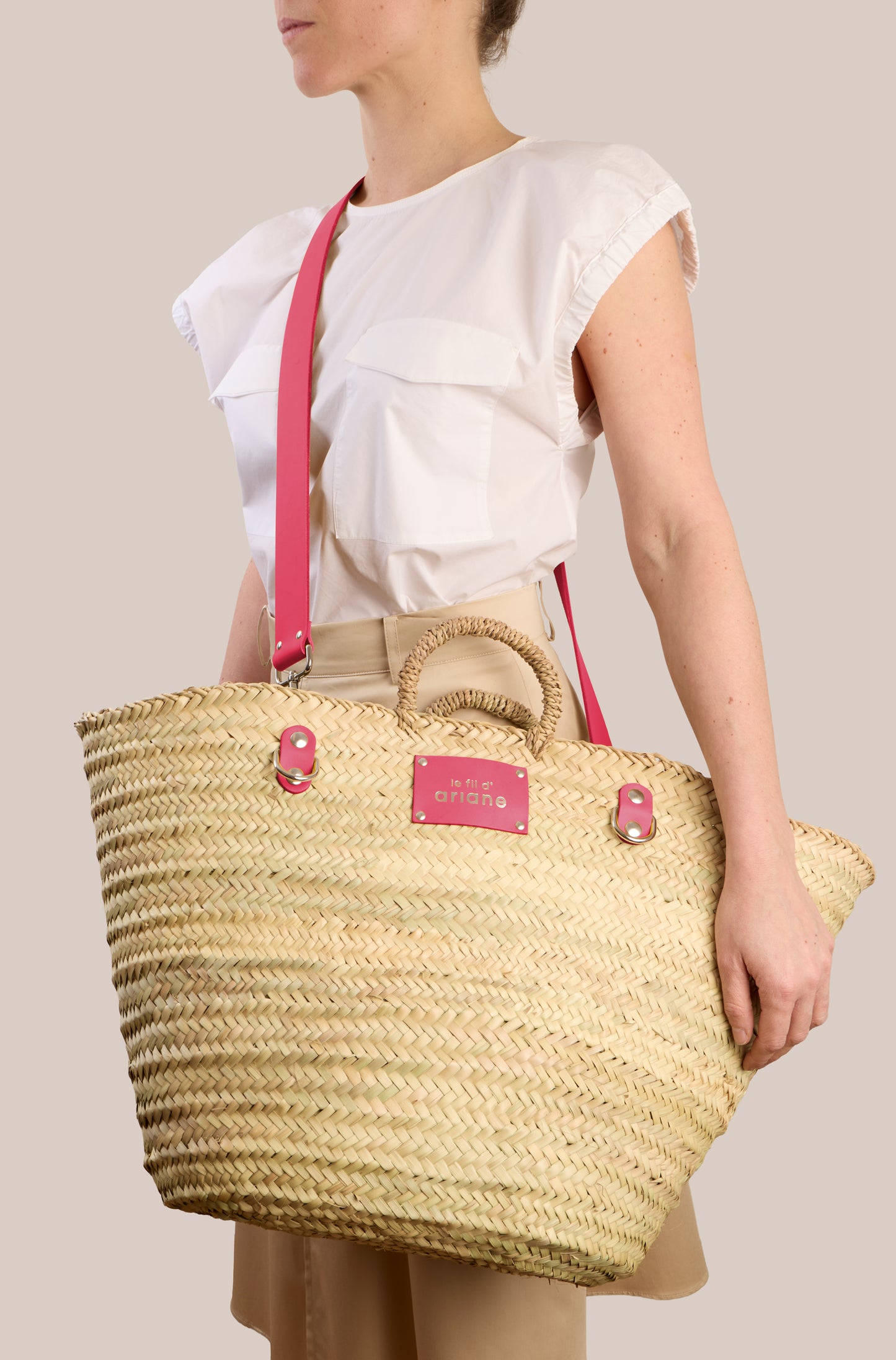 The 48h - XL Size - Pink Handles