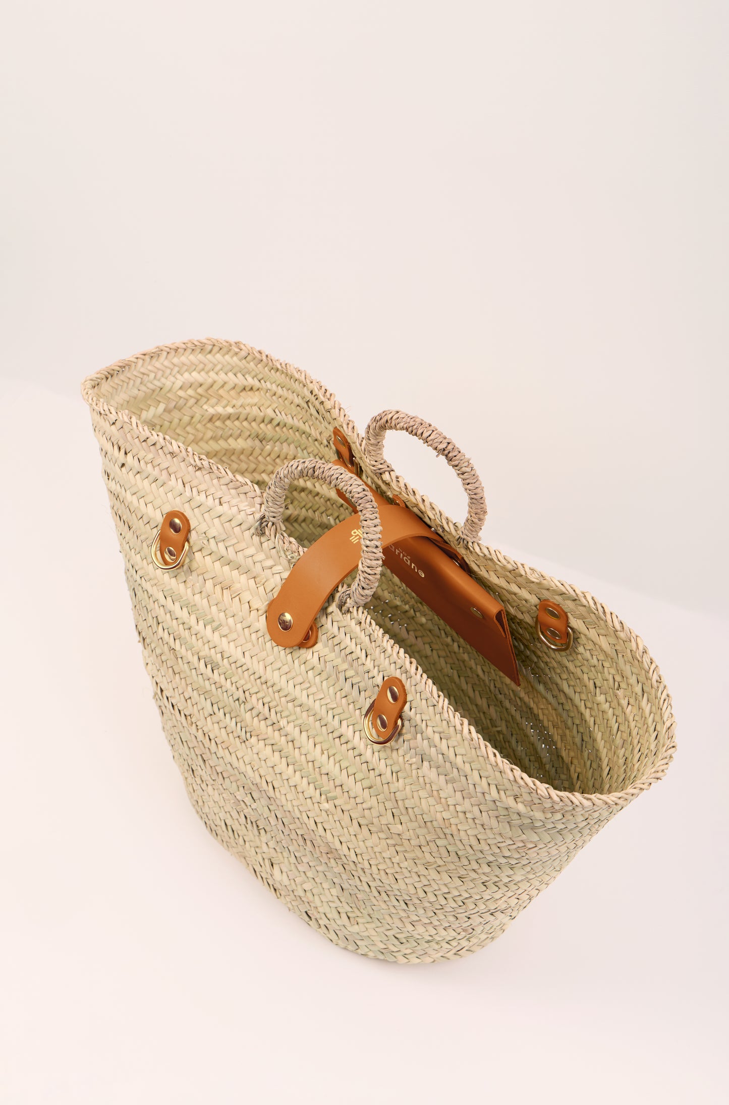 The 48h - Size XL - Saffron Handles